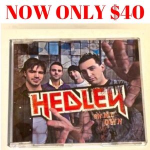 Hedley Signed By Whole Band Autograph
2005 Single Debut Music CD Album - NOW $40